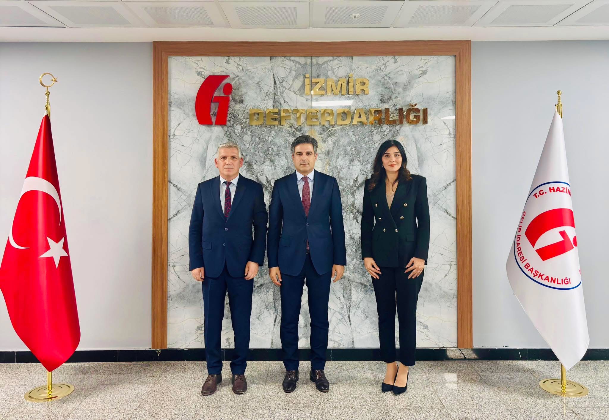 İzmir  Defterdarımız ve kurum çalışanlarımızı ziyaret ettik